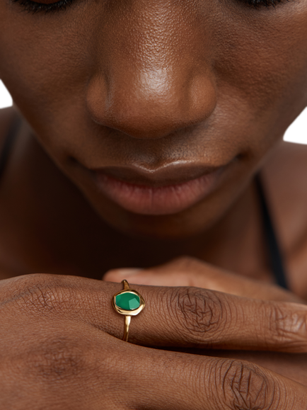 Monica Vinader Odyssey Onyx Ring, Gold/Green - view 2, Gold/Green