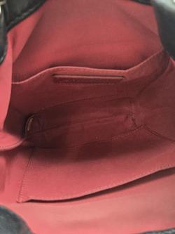 Pre-loved CHANEL 2018 Leather Chain Bag, Black - view 2, Black