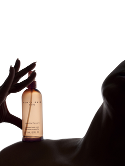 Fenty Skin Body Vanilla Flowers All Over Body Mist - view 2, 
