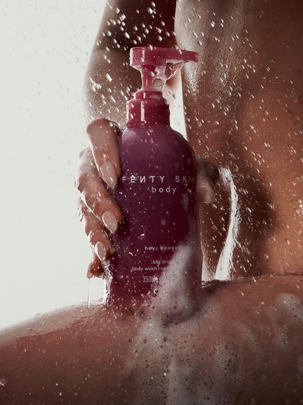 Fenty Skin Body Hey, Bouquet Big Dripp'r Body Wash, 350ml - view 2, 