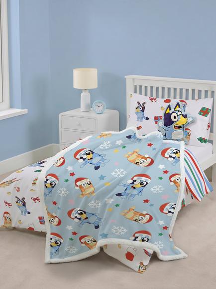 Bluey Christmas Pure Cotton Reversible Duvet Cover & Pillowcase Set, Cotbed - view 2, Natural
