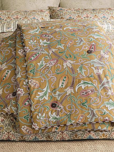 Morris & Co. Tulip Quilt, Multi - view 2, Multi