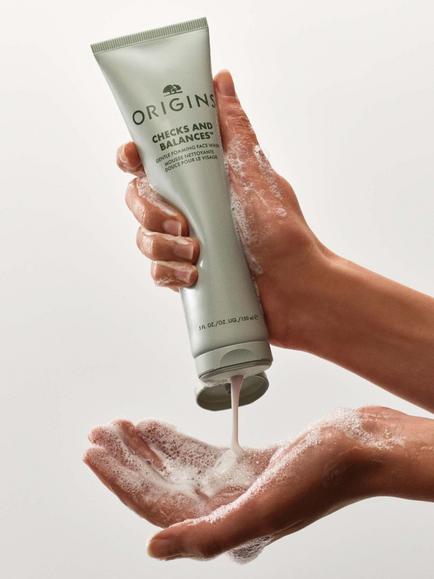Origins Checks And Balances™ Gentle Foaming Face Wash, 150ml - view 2, 