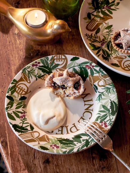 Emma Bridgewater Bring in the Green Plate, 22cm, Multi - view 2, Multi