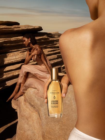 L'OCCITANE Almond (Amande) Supple Skin Oil, 100ml - view 2, Clear