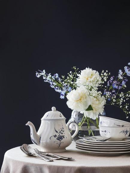 Villeroy & Boch Old Luxembourg Porcelain Creamer, 240ml, Blue/White - view 2, Multi