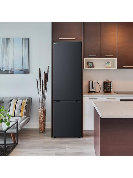 LG Fit & Max LGGBBW726AEV Freestanding SmartThinQ 70/30 Fridge Freezer, Essence Black Steel - view 2, Essence Black Steel