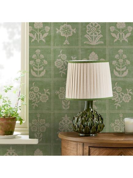 Joules Garden Floral Grid Wallpaper - view 2, Pistachio Green