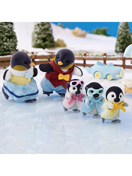 Sylvanian Families Penguin Family - view 2, Multi