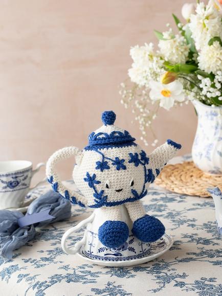 TOFT Lady Teapot Crochet Kit - view 2, Multi