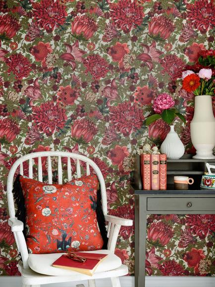 MINDTHEGAP The Flowering Wallpaper, Red - view 2, Red