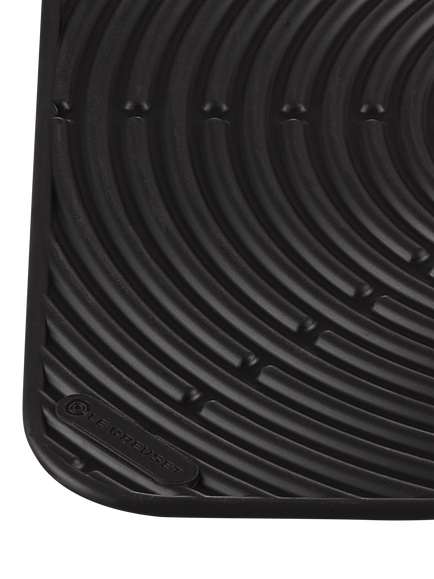 Le Creuset Large Cool Tool Silicone Trivet, Volcanic - view 2, Black