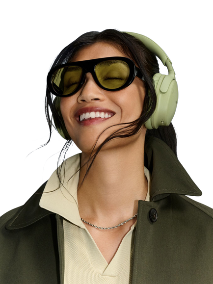 Bose QuietComfort (2nd Gen) Noise Cancelling Over-Ear Wireless Bluetooth Headphones with Mic/Remote, Eucalyptus Green - view 2, Eucalyptus Green