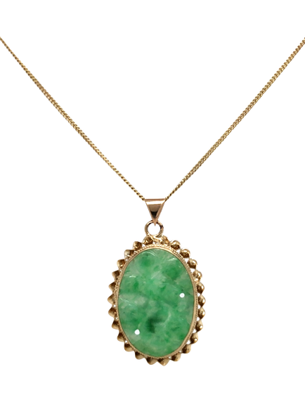 Pre-loved 9ct Yellow Gold Carved Oval Jade Pendant Necklace, Dated Birmingham 1973, Yellow Gold