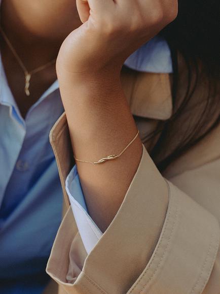 EDBLAD Novel Knot Bracelet, Gold - view 2, Gold