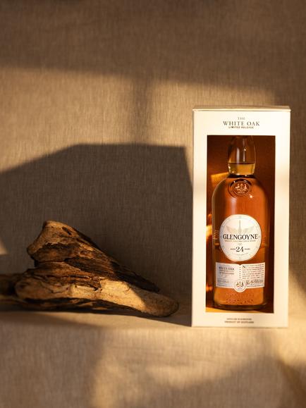 Glengoyne White Oak 24 Year Old Highland Single Malt Scotch Whisky, 70cl - view 2, Amber