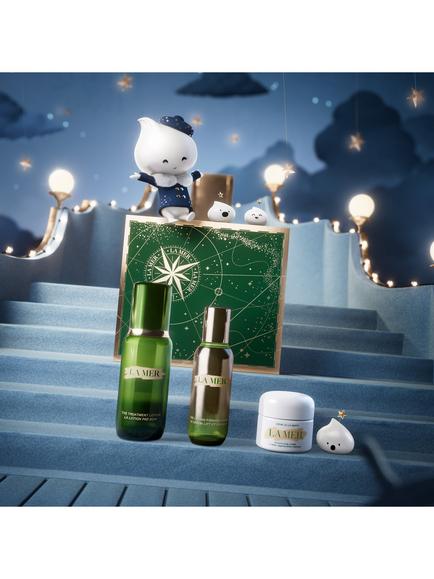 La Mer The Ritual Lifting & Firming Treatment Skincare Gift Set - view 2, 
