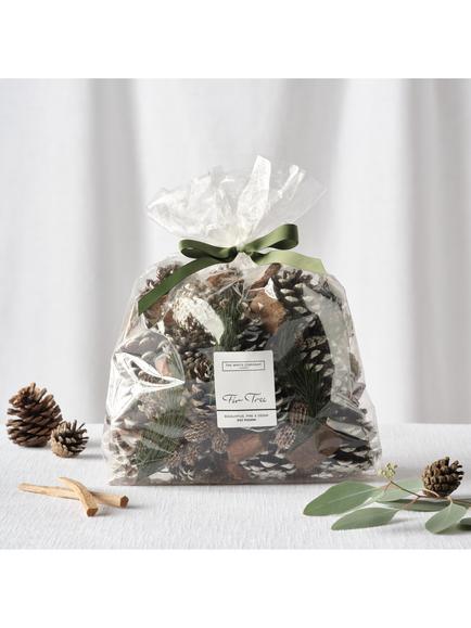 The White Company Fir Tree Potpourri, 650g - view 2, White