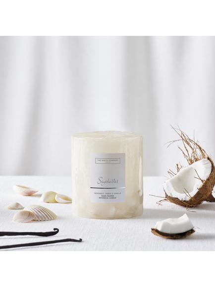 The White Company Seychelles Medium Botanical Candle, 725g - view 2, White
