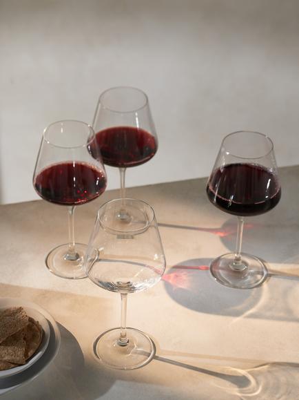 The White Company Pimlico Red Wine Glass, Set of 4, 460ml, Clear - view 2, Clear