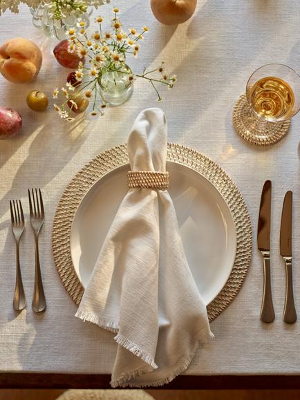 The White Company Camber Soft Wash Cotton Napkins, Set of 4, White - view 2, White
