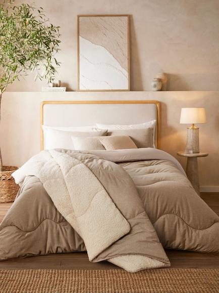 Night Lark Sherpa Throw, Natural Oat, Natural Oat