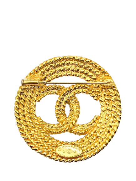 Pre-loved Vintage CHANEL CC Rope Brooch, Dated 1989, Gold - view 2, Gold