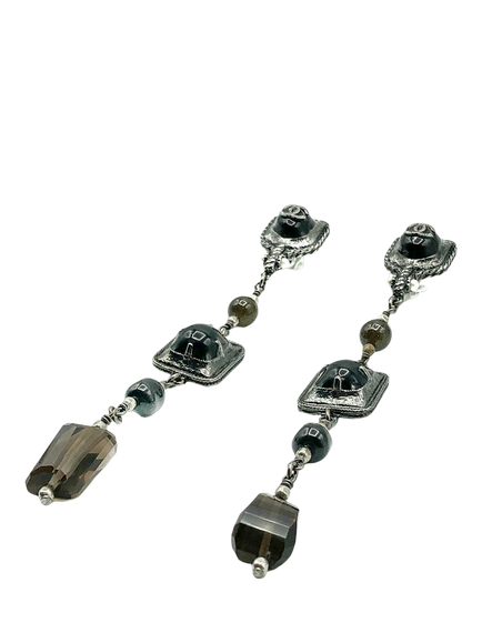 Pre-loved CHANEL Gunmetal Drop Earrings, Grey - view 2, Grey