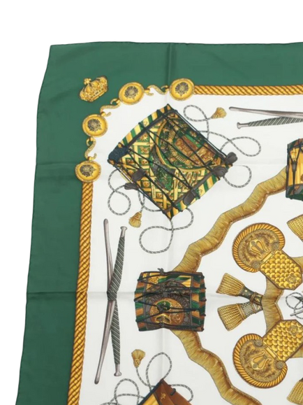 Pre-loved Hermès Carré 90 Les Tambours Scarf, Green - view 2, Green