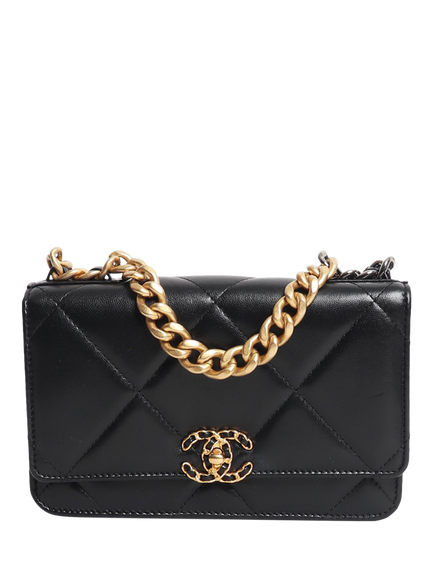 Pre-loved CHANEL 19 Turnlock Wallet, Black, Black