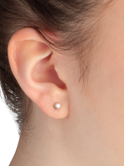 Pre-loved Tiffany & Co. Brilliant Cut Diamond Platinum Solitaire Stud Earrings - view 2, Platinum