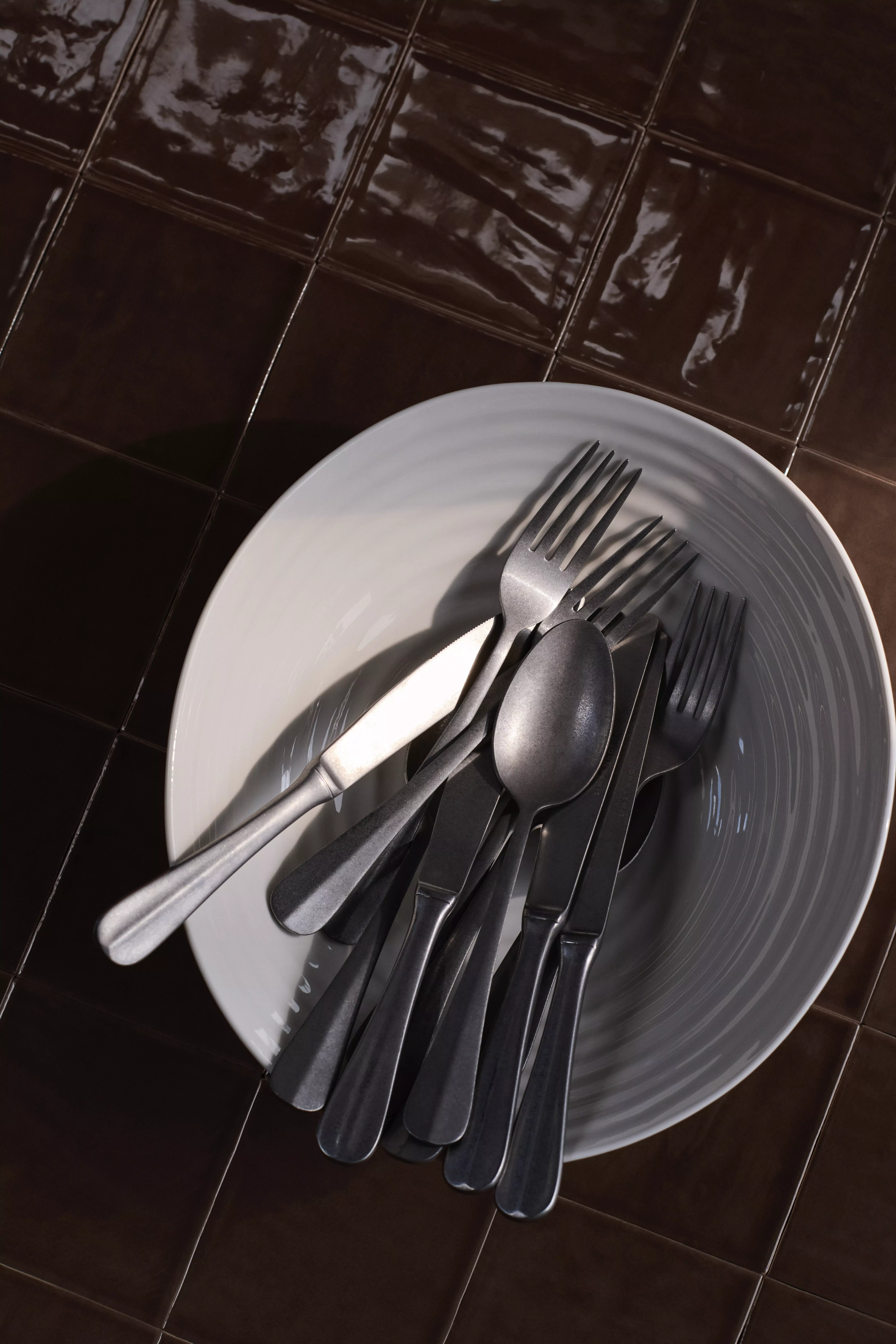 cutlery in a bowl