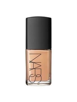 NARS Sheer Glow Foundation, Barcelona