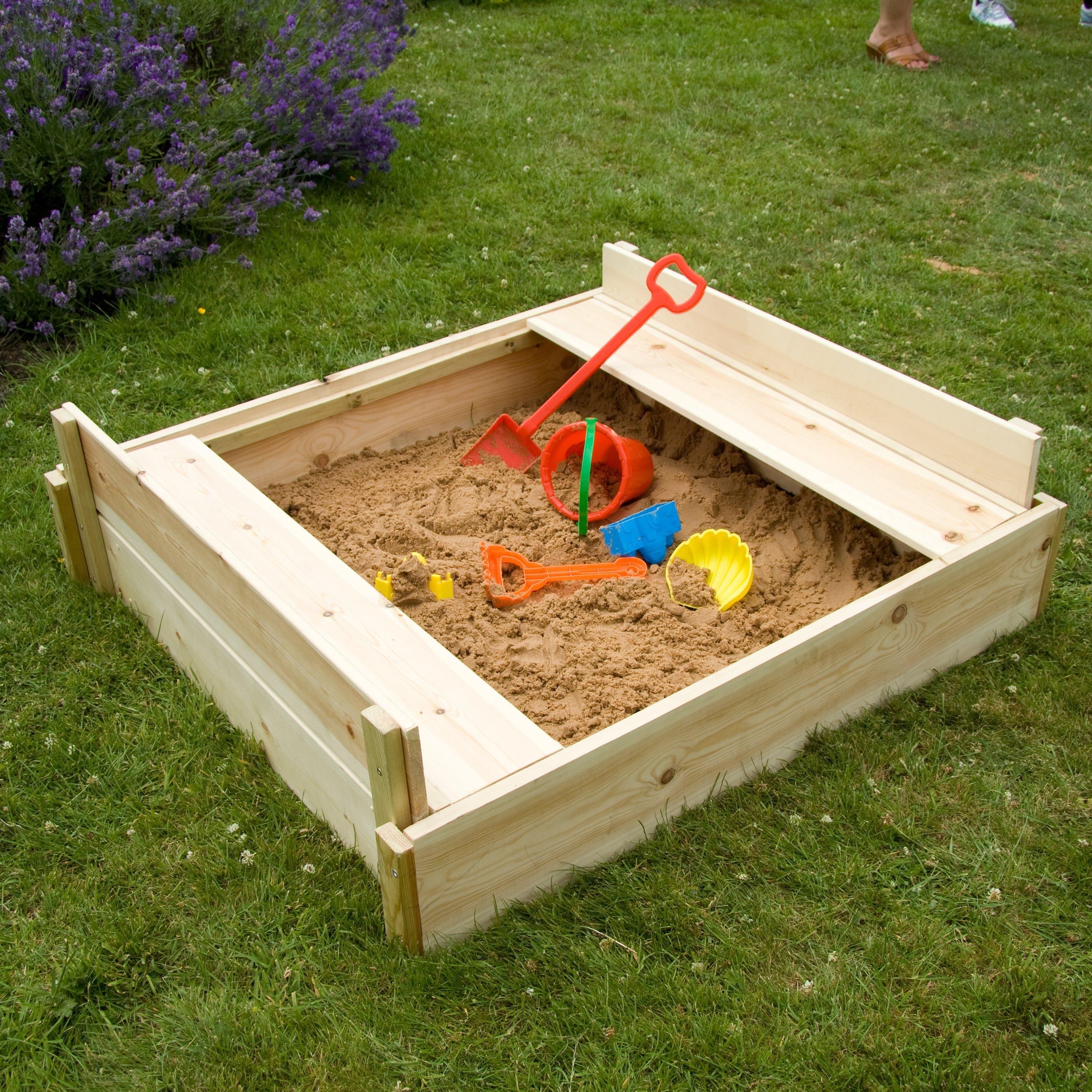 TP Toys TP292 Wooden Lidded Sandpit