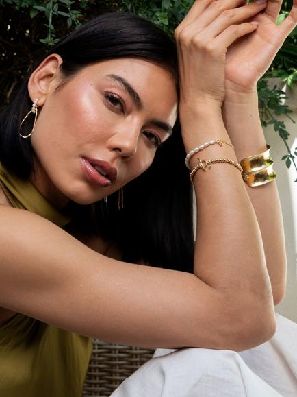 Dower & Hall Nomad Nugget Bracelet - view 2, Gold