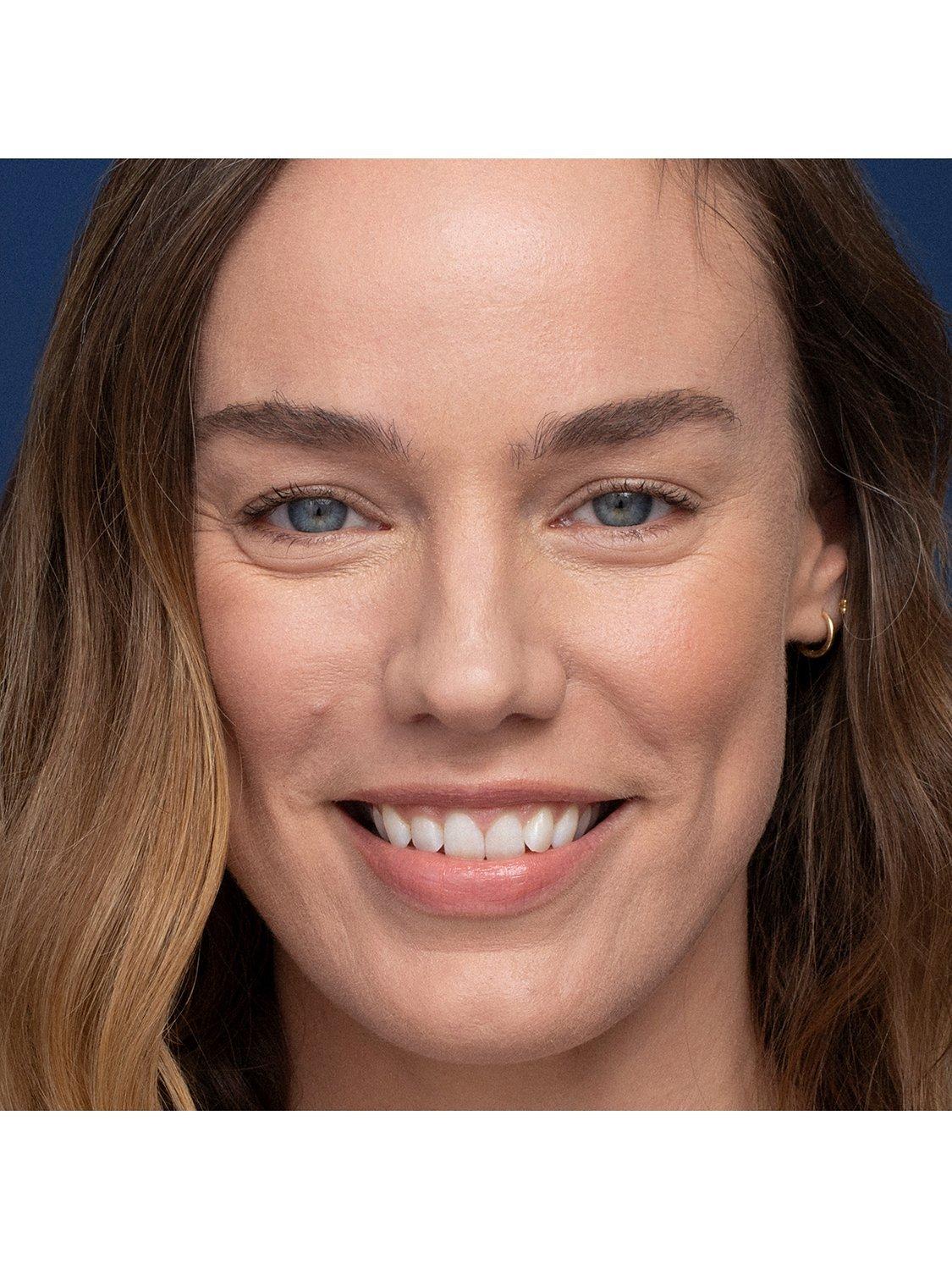 Product image 3 of 9, which shows Estée Lauder Double Wear Stay-in-Place Foundation SPF 10, 2C1 Pure Beige
