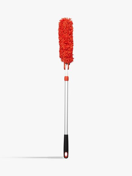 OXO Good Grips Extendable Duster, Red
