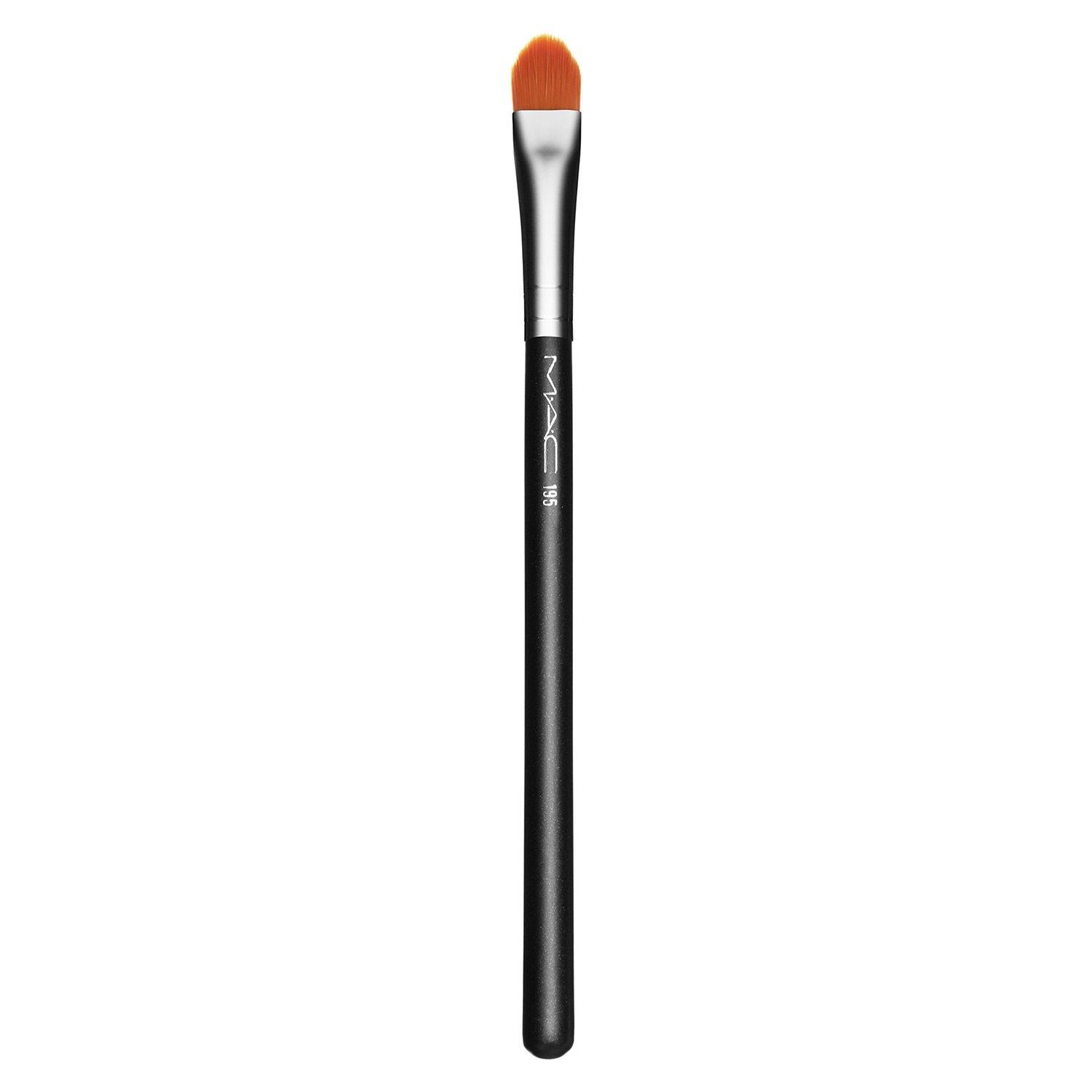 MAC 195 Concealer Brush