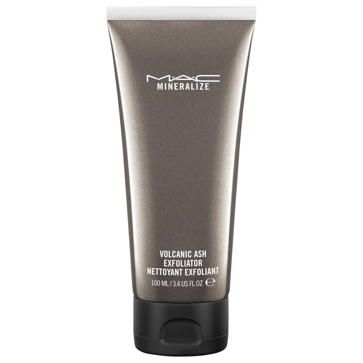 MAC Mineralize Volcanic Ash Exfoliator, 100ml