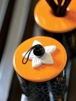 Esteban Neroli Scented Decorated Candle, 180g - view 2, 