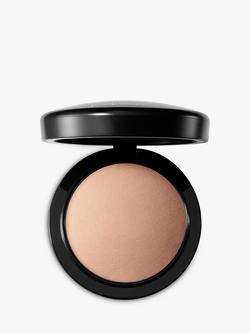 MAC Mineralize Skinfinish Natural - view 2, Medium Plus