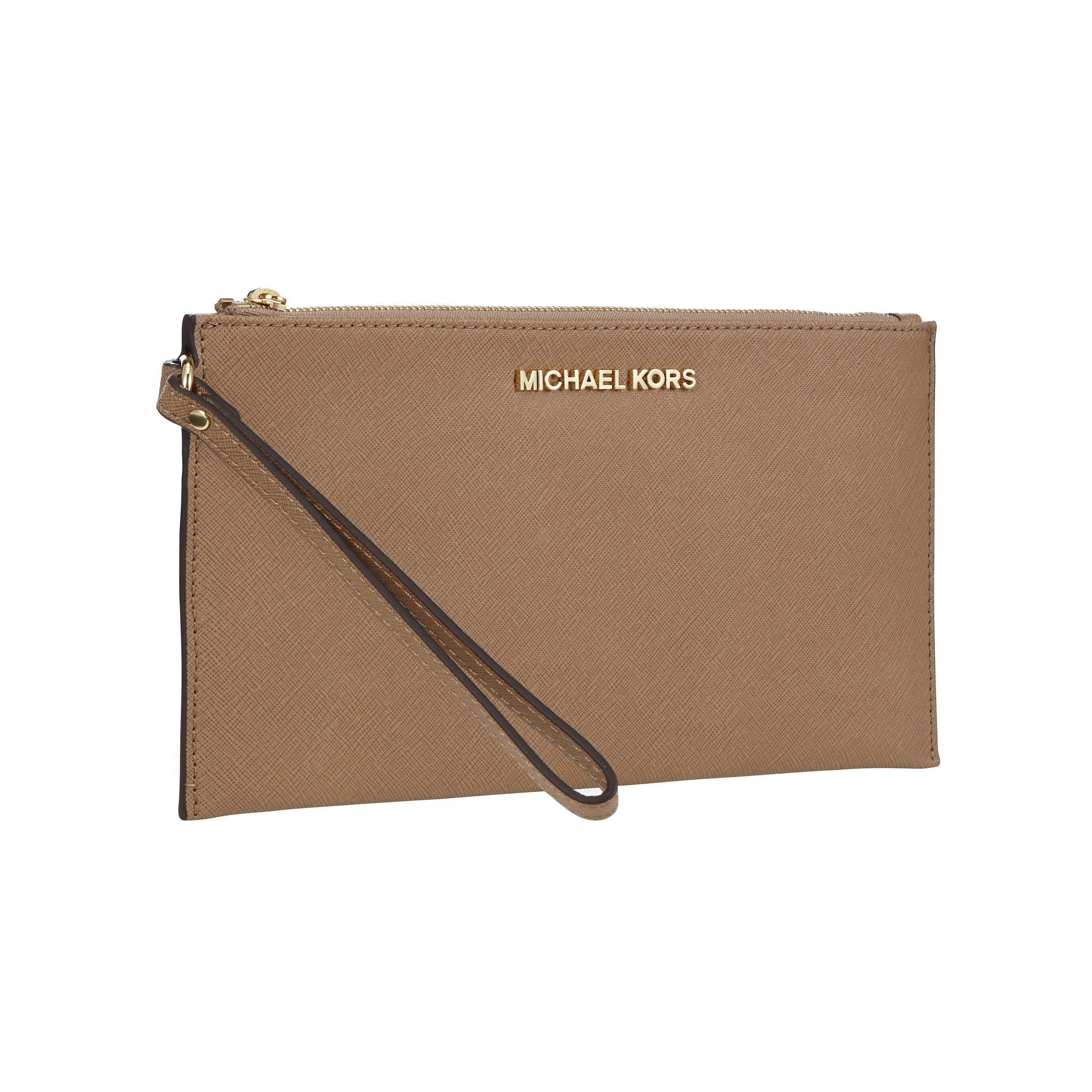 Michael Kors shops Clutch