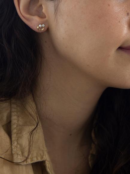IBB 9ct Yellow Gold Pearl Cubic Zirconia Stud Earrings, Yellow Gold - view 2, Gold