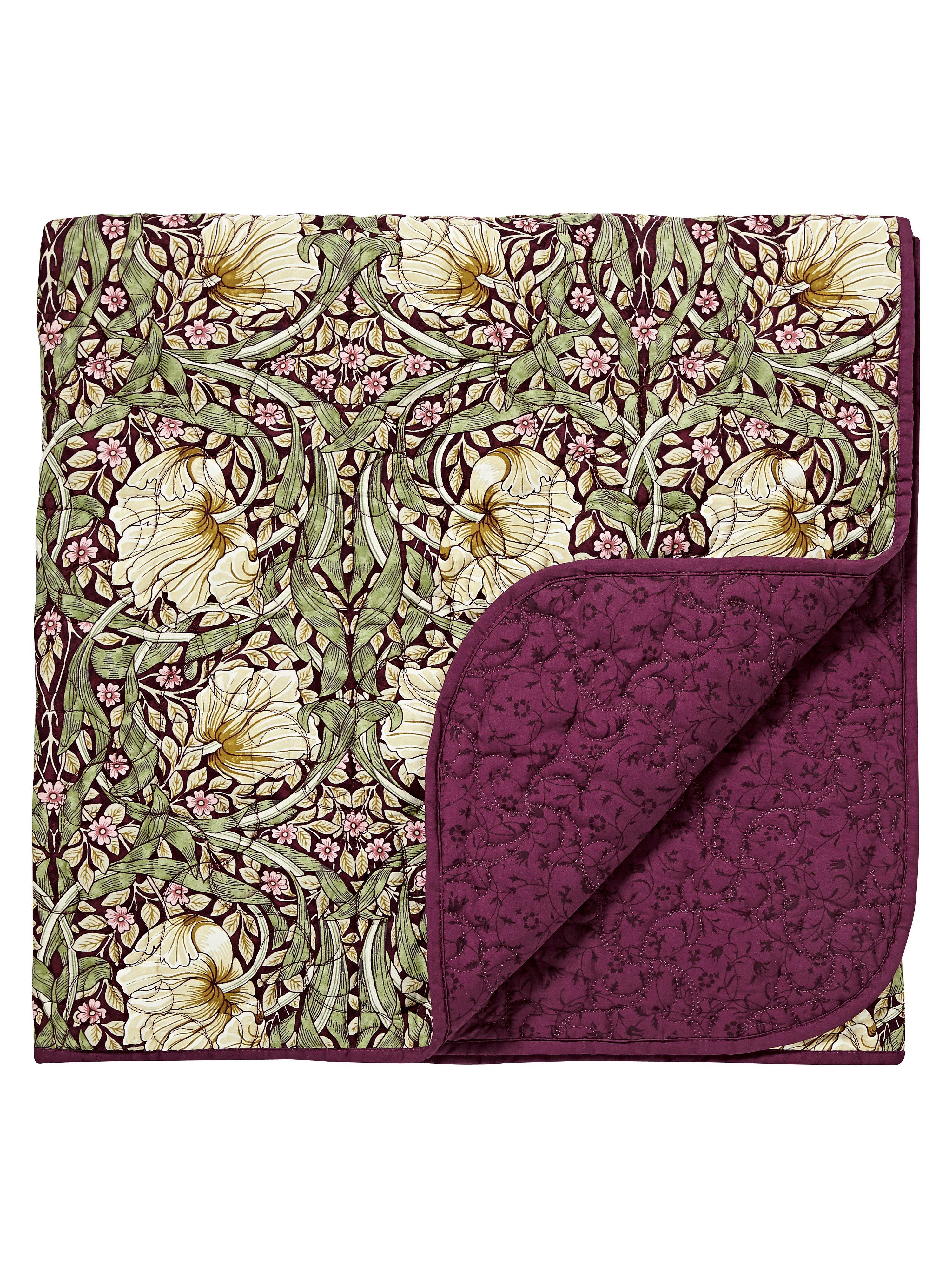 Morris & Co. Pimpernel Bedspread