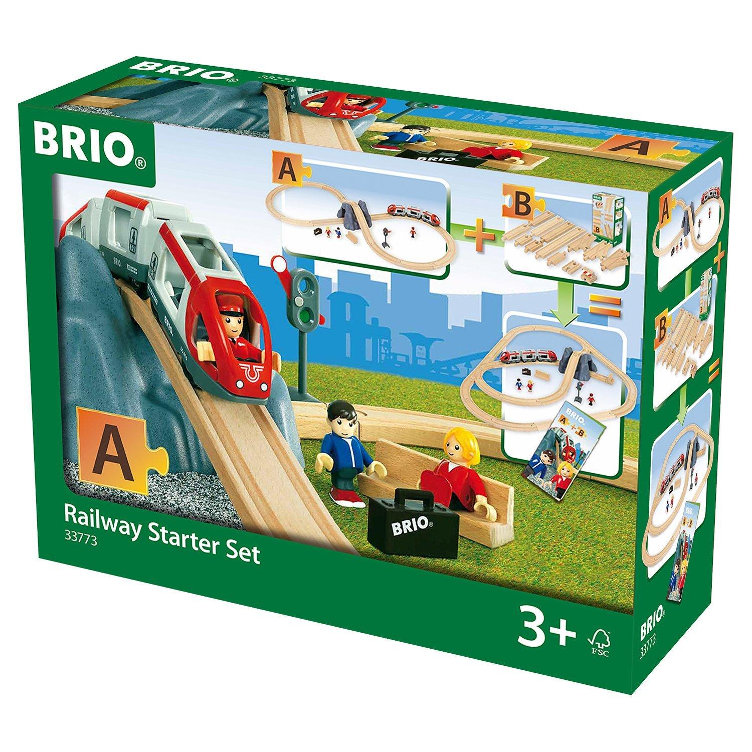 BRIO World Railway Starter Set, FSC-Certified (Beech)