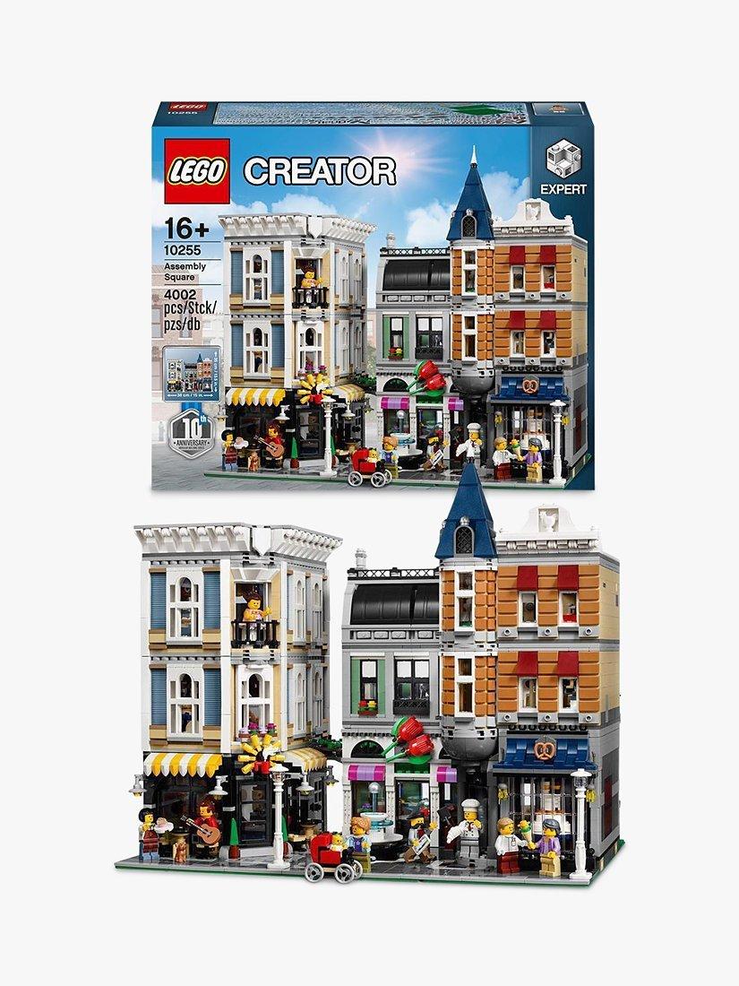 LEGO Creator Expert 10255 Assembly Square