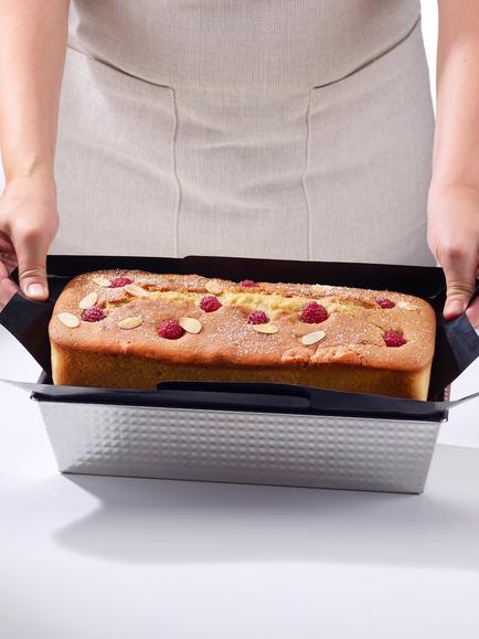 NoStik Reusable Non-Stick Liner for Cake Tins/Loaf Tins, Black - view 2, Black