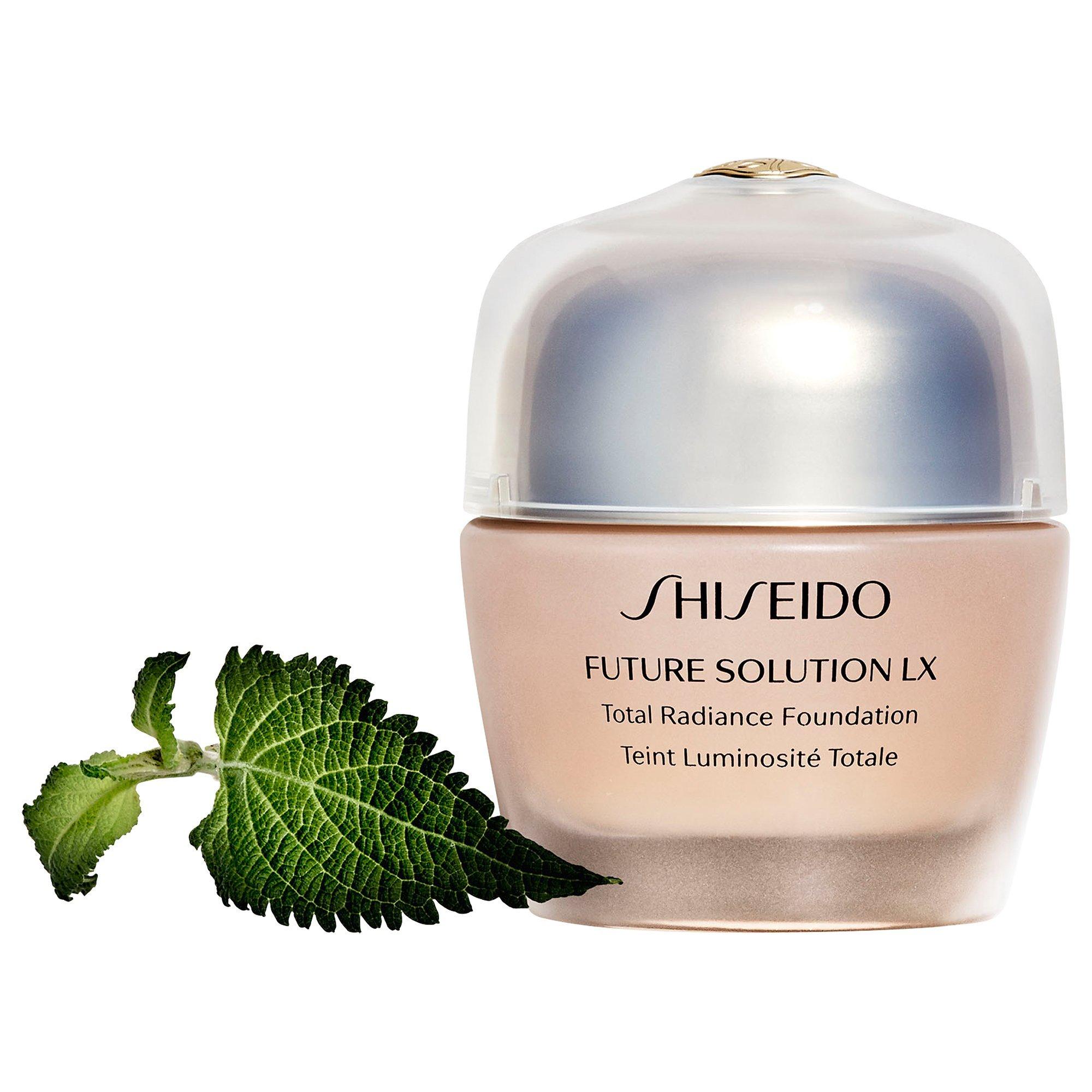 Shiseido Future Solution Radiance Foundation LX, Golden 3