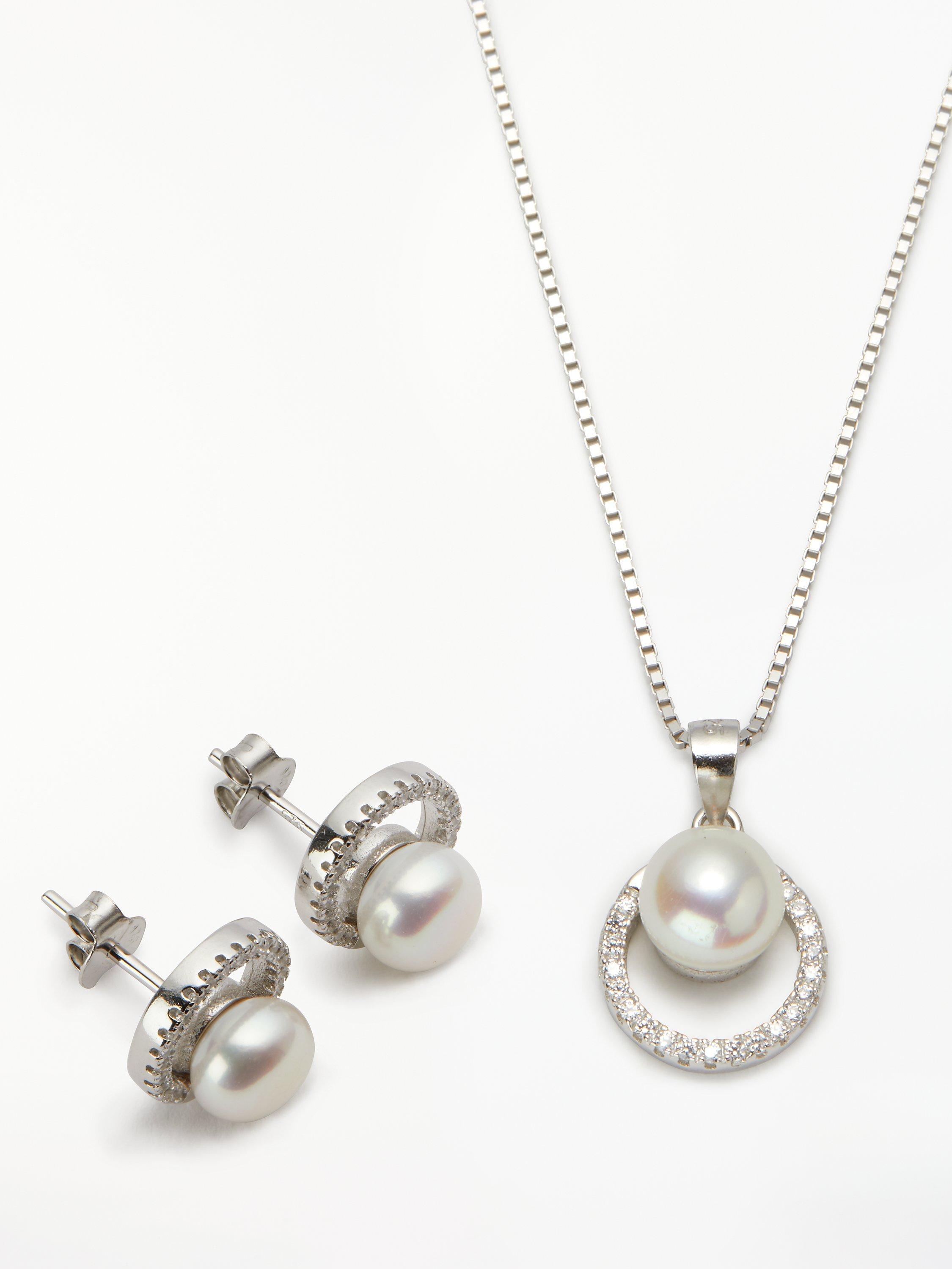Lido Crystal and Freshwater Pearl Round Stud Earrings and Pendant Necklace Jewellery Set Silver