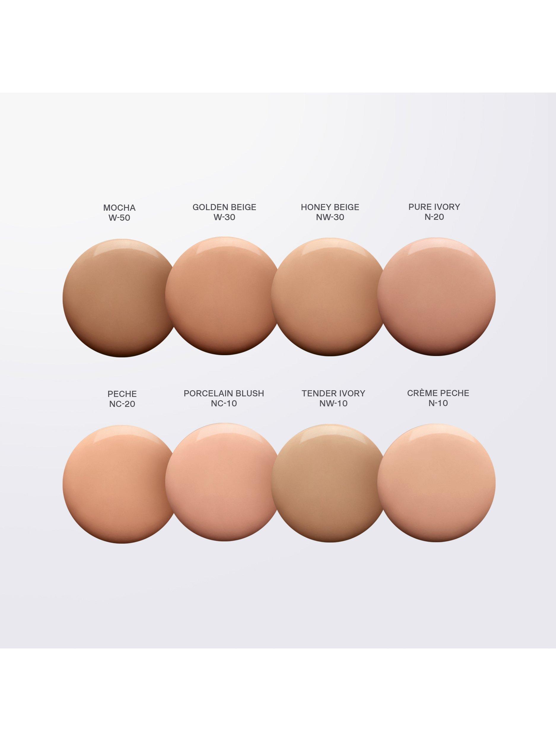 Product image 3 of 5, which shows La Prairie Skin Caviar Essence-in-Foundation SPF 25, Petale